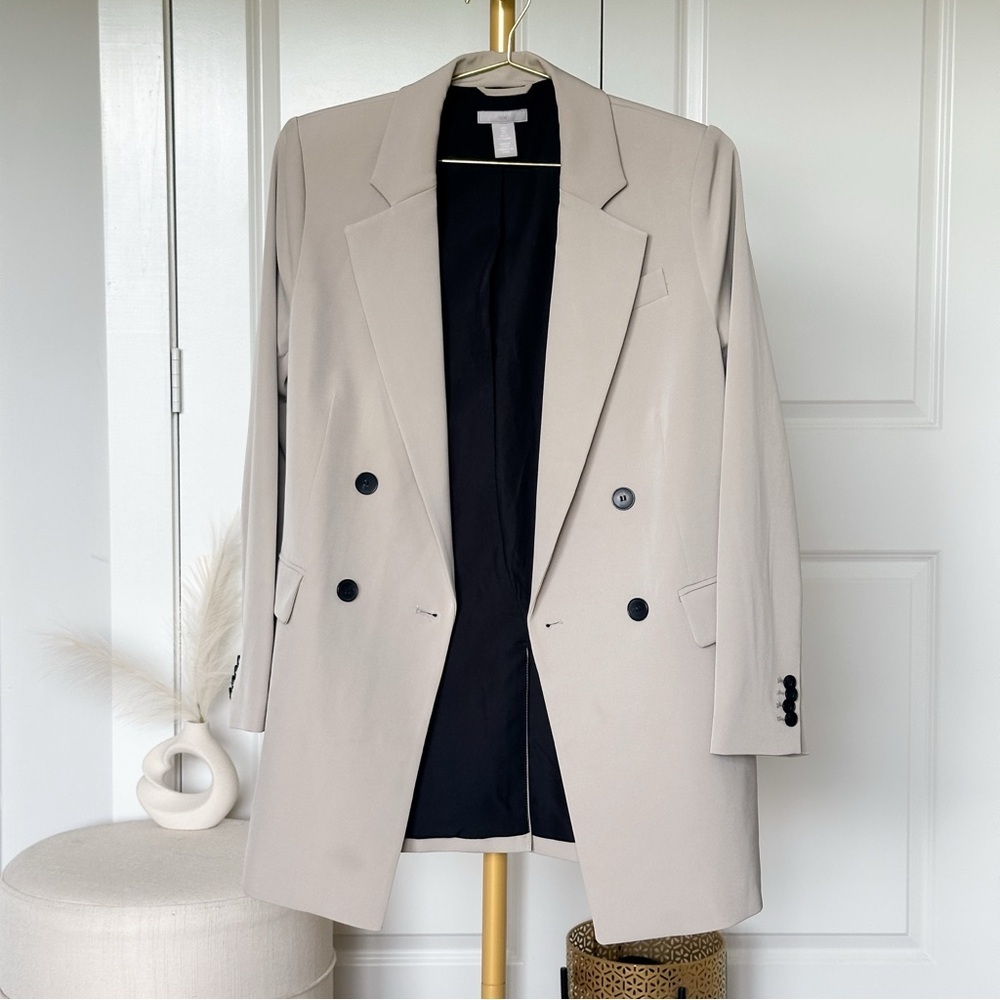 H&M Tan Blazer with Wide Notched Lapels - Picture 5 of 9